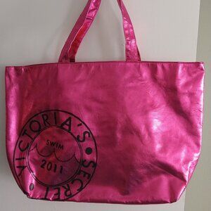 Beautiful Metallic Pink Victoria's Secret Tote Weekender Beach Gym Bag 2011. T1
